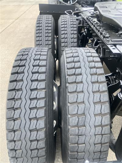 2018 International RH613