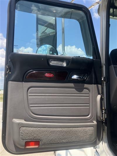 2018 Peterbilt 367