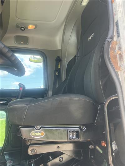 2018 Peterbilt 367