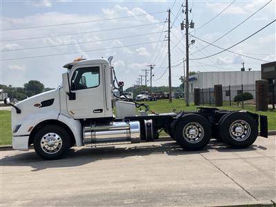2017 Peterbilt 579