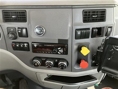 2017 Peterbilt 579