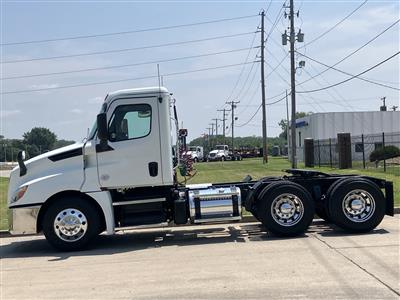 2019 Freightliner Cascadia 126
