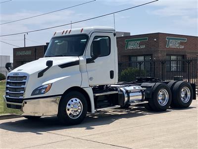 2019 Freightliner Cascadia 126