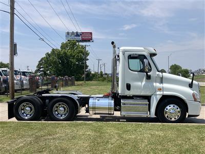2017 Freightliner Cascadia 125