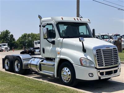 2017 Freightliner Cascadia 125