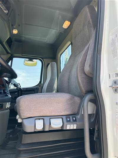 2017 Freightliner Cascadia 125