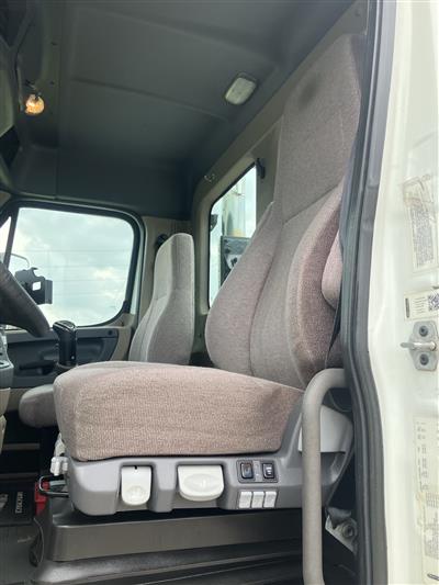 2018 Freightliner Cascadia 125