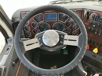 2016 Mack CXU613