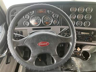 2013 Peterbilt 388