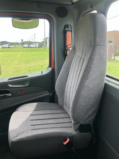 2017 Peterbilt 579