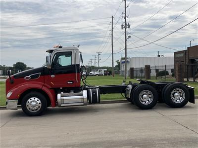 2017 Peterbilt 579