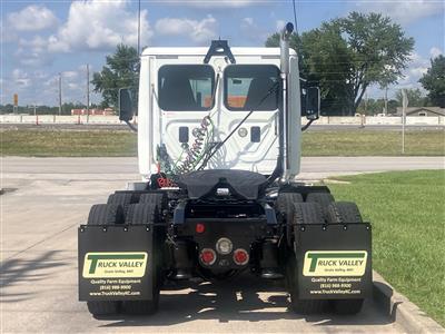 2016 Freightliner Cascadia 125