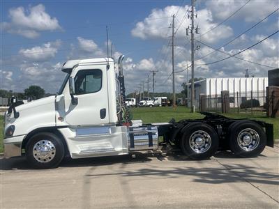 2016 Freightliner Cascadia 125