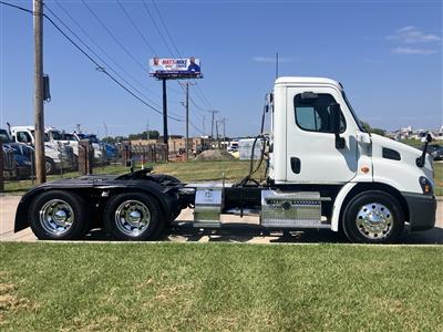 2019 Freightliner Cascadia 113