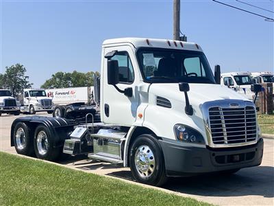 2019 Freightliner Cascadia 113
