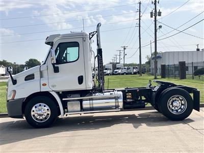 2013 Freightliner Cascadia 113