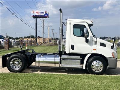 2013 Freightliner Cascadia 113