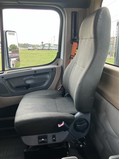 2013 Freightliner Cascadia 113