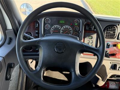 2016 Freightliner M2 106