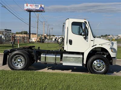 2016 Freightliner M2 106
