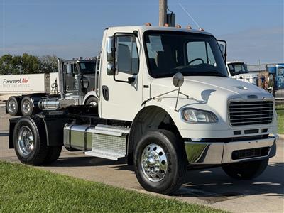 2016 Freightliner M2 106