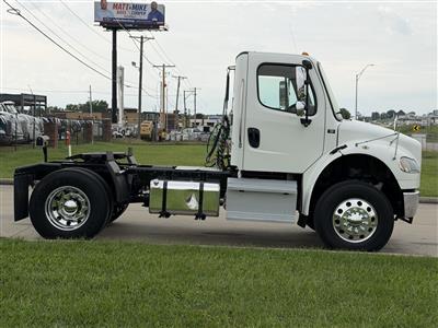 2016 Freightliner M2 106