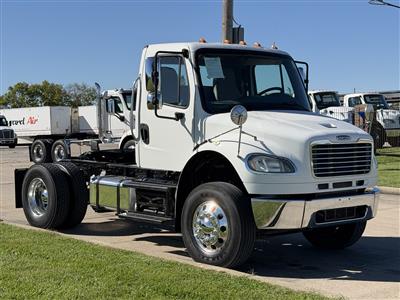 2016 Freightliner M2 106