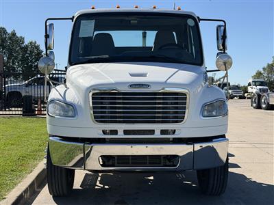 2016 Freightliner M2 106