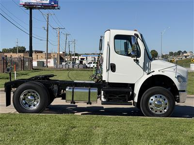 2016 Freightliner M2 106