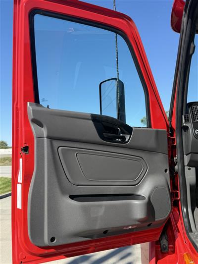 2019 International LT625