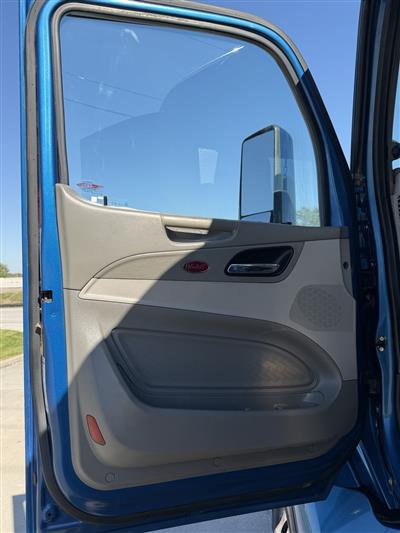 2018 Peterbilt 579