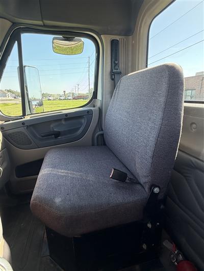 2014 Freightliner Cascadia 125
