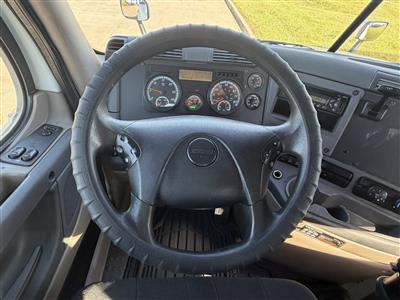 2014 Freightliner Cascadia 125