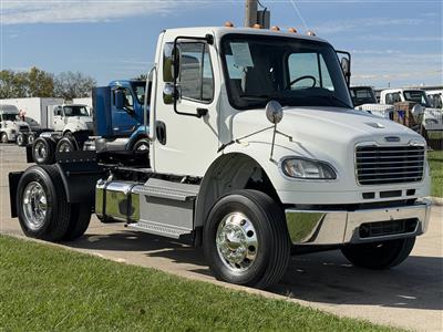 2016 Freightliner M2 106