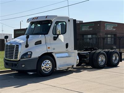 2014 Freightliner Cascadia 113