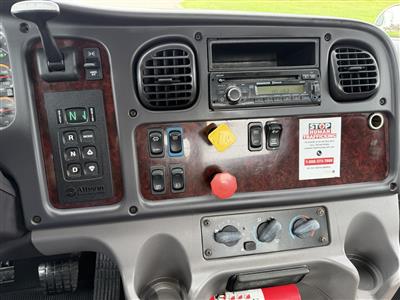 2016 Freightliner M2 106