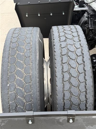 2016 Freightliner M2 106