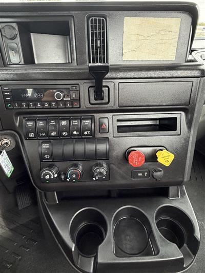 2023 International RH613