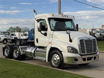 2016 Freightliner Cascadia 125