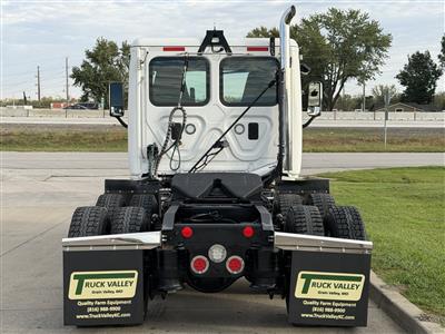 2016 Freightliner Cascadia 125