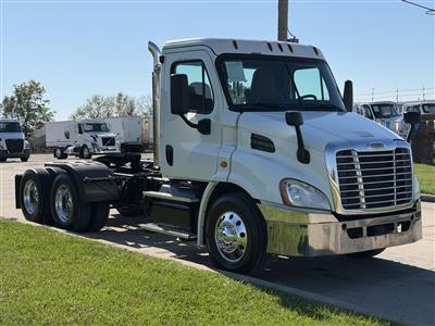 2017 Freightliner Cascadia 113