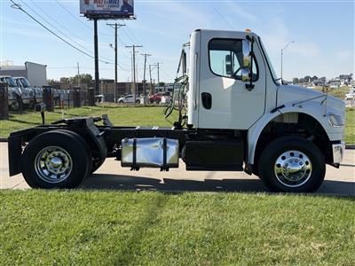 2016 Freightliner M2 106