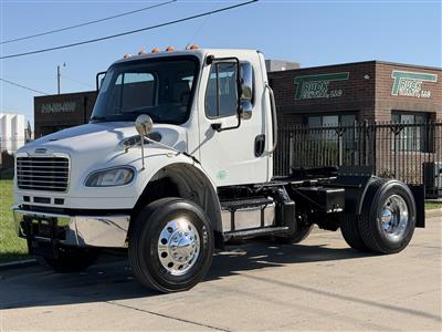 2016 Freightliner M2 106