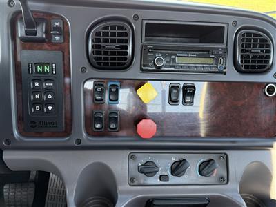 2016 Freightliner M2 106