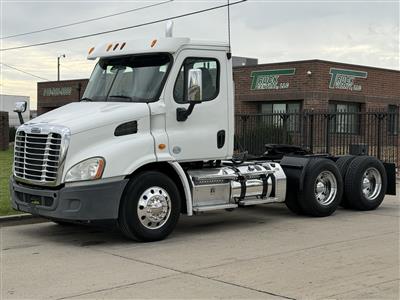 2013 Freightliner Cascadia 113