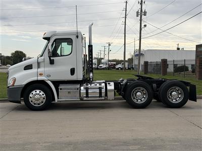 2013 Freightliner Cascadia 113