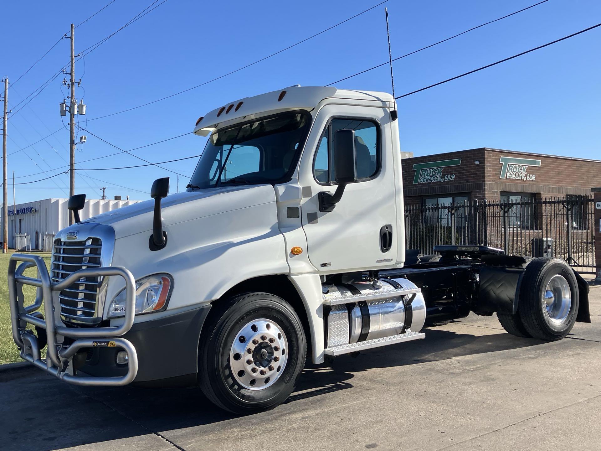 2012 Freightliner Cascadia 125