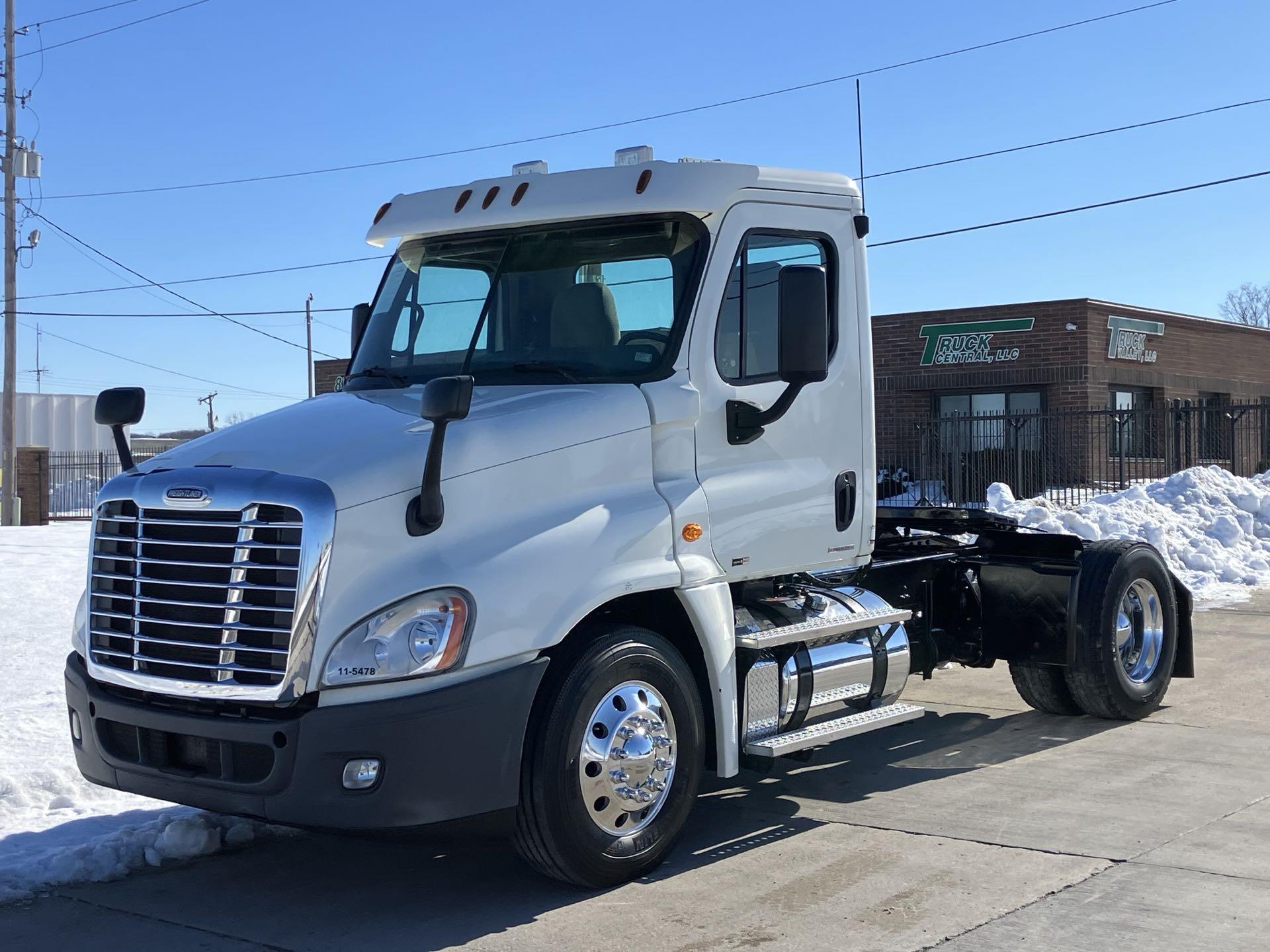 2012 Freightliner Cascadia 125