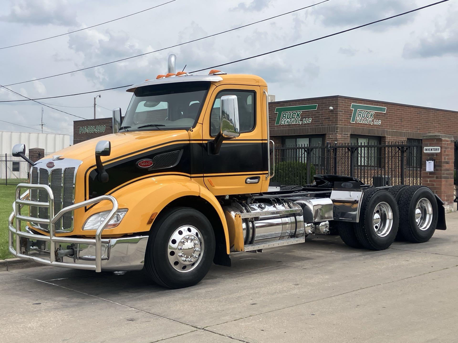 2020 Peterbilt 579