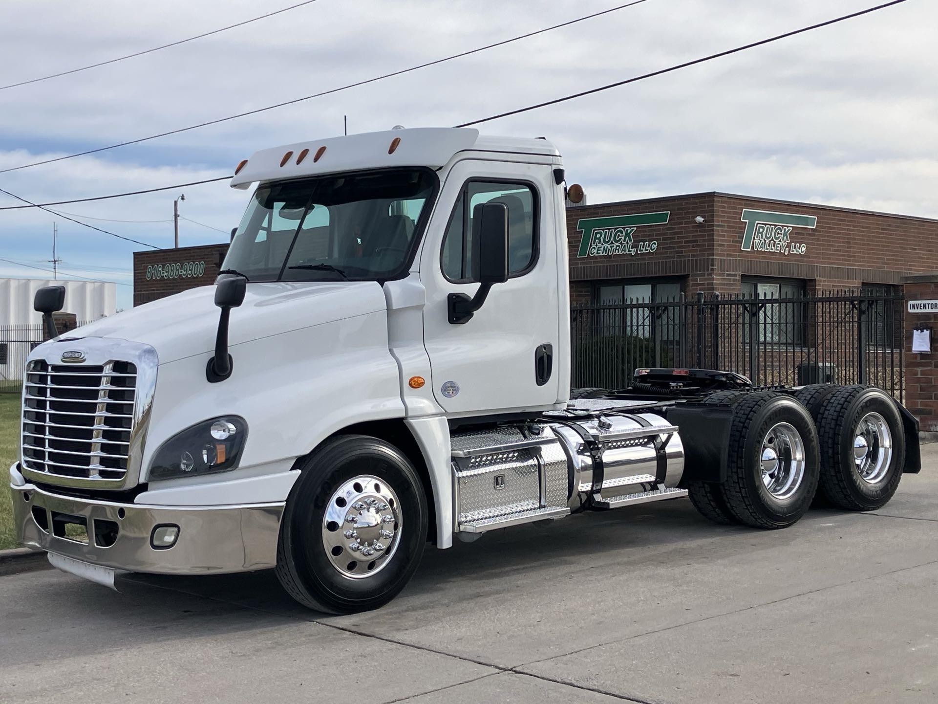 2019 Freightliner Cascadia 125